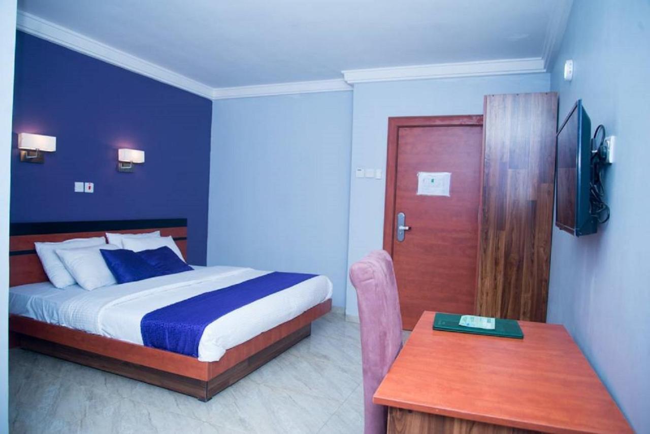 Dannic Hotels Ενούγκου Εξωτερικό φωτογραφία